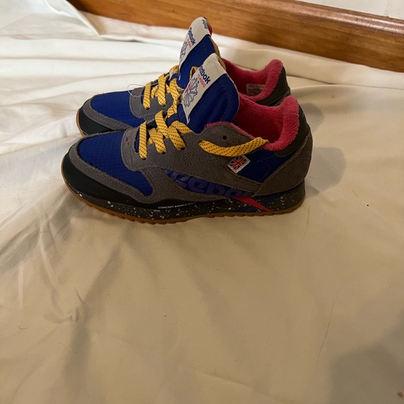 Toddler Reebok - Picture 4 of 5